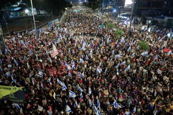 Israele-Hamas, negoziati al bivio. Estrema destra a Netanyahu: “Attaccare Rafah ora”