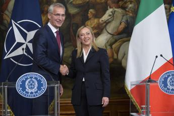 Italia-Nato, Meloni oggi vede Stoltenberg: sul tavolo aiuti all’Ucraina e nodo spesa militare