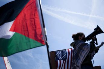 Proteste pro Gaza in università Usa, il Wall Street Journal: “Attivisti esterni hanno addestrato studenti”