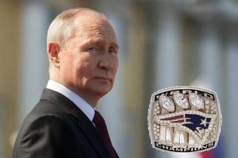 “Putin, ridacci l’anello”: i campioni Nfl e il furto del 2005