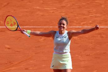 Impresa Paolini al Roland Garros, domina Andreeva e vola in finale contro Swiatek