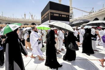 Morti 1300 pellegrini alla Mecca, ira Egitto per business senza scrupoli