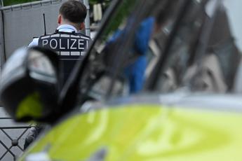 Morto l’agente ferito nell’attentato a Mannheim