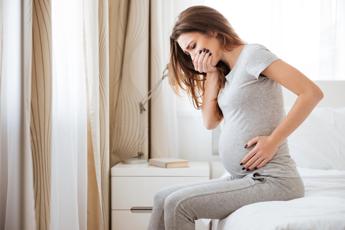 Nausea e vomito per 66% donne in gravidanza, studio italiano indaga impatto