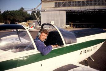 Quel collaudo finito in tragedia, così morì trent’anni fa il pilota Alitalia Alberto Nassetti: la sua vita raccontata in un libro