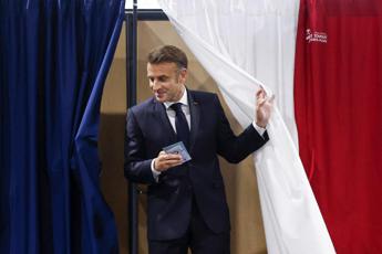 Elezioni Francia, oggi il secondo turno: alle 17 affluenza quasi al 60%