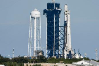 Guasto al motore, fallito il lancio del razzo Falcon 9 di Space X