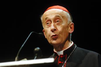 Il cardinale Camillo Ruini in terapia intensiva. Ecco tutto quello che sappiamo