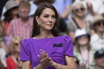 Kate, abito viola a Wimbledon “segno di speranza ma anche di potere”