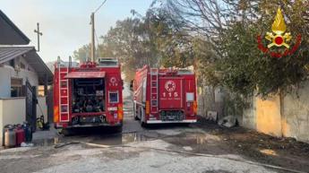 Roma brucia, maxi incendi a Ponte Mammolo e Cesano: aria irrespirabile in molte zone