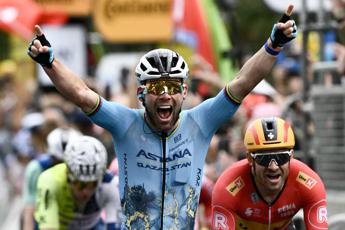 Tour de France, Cavendish vince 5a tappa: successo record numero 35