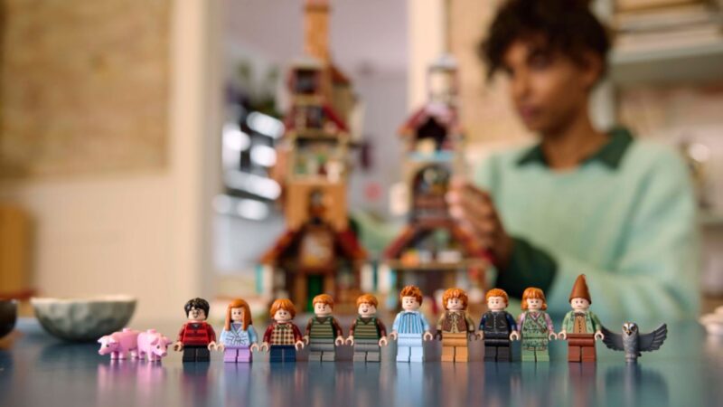 Il Gruppo LEGO festeggia il ritorno a Hogwarts 2024 con uno dei luoghi iconici: Harry Potter La Tana – edizione da collezione